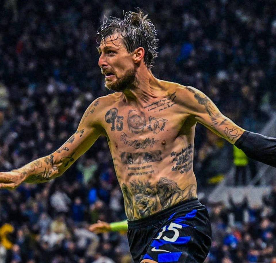 赛季至少有 赛季至少有